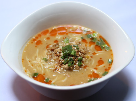 dān dān miàn Sichuan Noodles in a Spicy Pork Peanut Soup (DanDan Main)