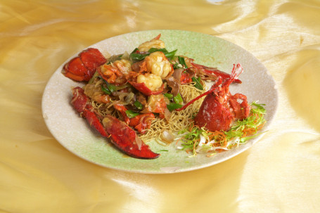 Jiāng Cōng Jú Lóng Xiā Baked Lobster With Ginger Spring Onion