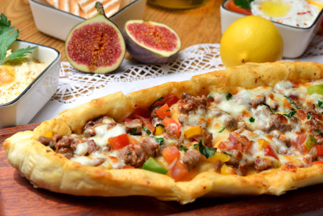 Yáng Ròu Báo Bǐng Lamb Pide