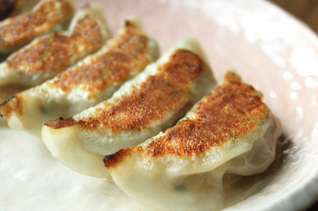 Homemade Pork Gyoza (6Pcs Zì Jiā Zhì Tún Ròu Jiǎo Zi (6Gè