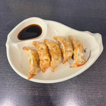 Vegetable Gyoza Sù Cài Jiǎo Zi （5Pc)