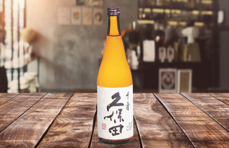 Jiǔ Bǎo Tián　Qiān Shòu　Yín Niàng (720Ml)