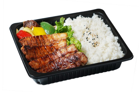 kǎo mì zhì hòu qiè wǔ huā ròu pèi fàn Grilled Marinated Pork Belly with Rice