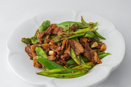 Stir-Fried Pork With Green Pepper Nóng Jiā Xiǎo Chǎo Ròu