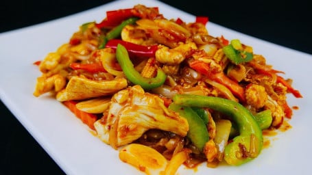 N5. Guay Teow Prik Prow Dinner (Chili Paste Noodle)