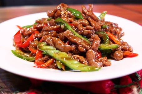 Shredded Beef Wok-Fried In Sichuan Chilli Sauce Chuān Shì Niú Ròu Sī