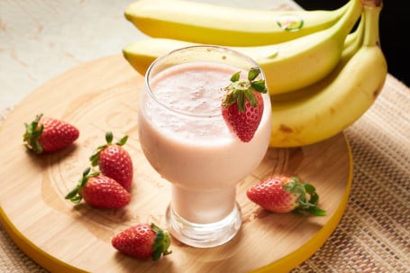 Shì Duō Pí Lí Xiāng Jiāo Nǎi Xī Strawberry Banana Milk Shake