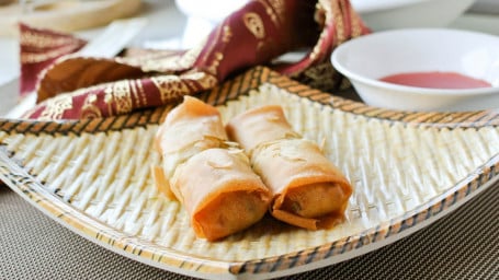 Egg Rolls (4 Pc) Chūn Juǎn