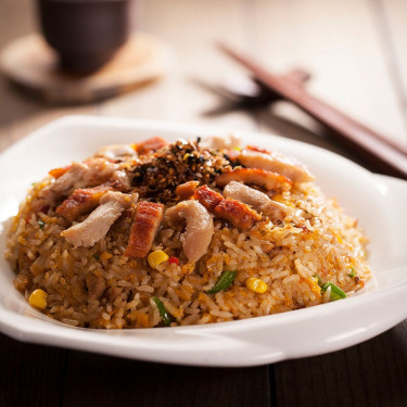 Hé Fēng Mán Yú Jī Lì Chǎo Fàn Fried Rice With Grilled Eel And Minced Chicken