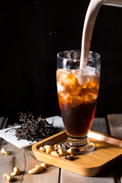 Tái Wān Hóng Yù Jiān Guǒ Nǎi Chá Ruby Black Nut Mylk Tea