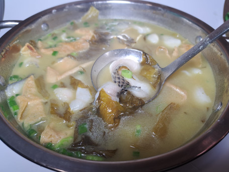 Suān Cài Wú Gǔ Yú Tāng Sauerkraut Boneless Fish Soup