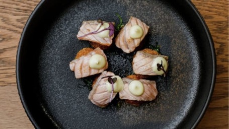 Croquetas De Kimchi Y Sashimi