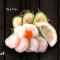 Scallop Sashimi (6 Pieces)