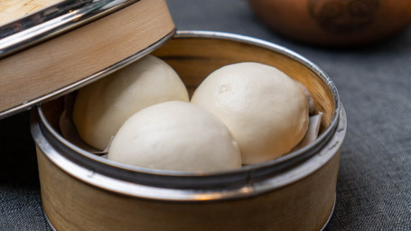 Steamed Egg Yolk Bun (3)