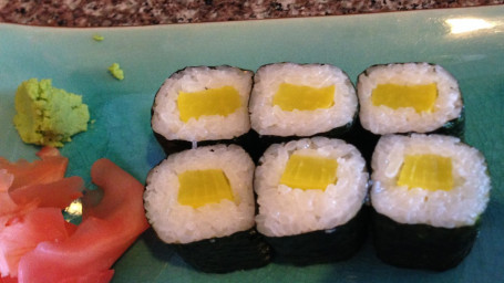 Oshinko Maki (6Pc)