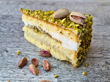 Pistachio Cream Sponge Cake