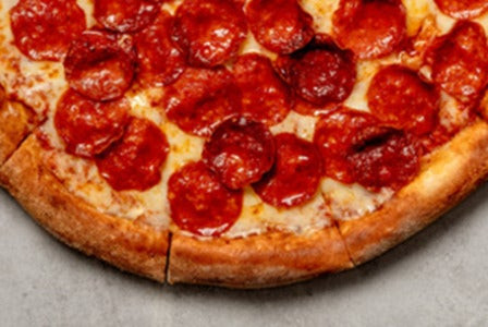 Pizza Doble De Pepperoni Grande Auténtica Masa Fina