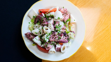 Polpo Calamari With Salad/Purpu E Calamari Ca Nzalata