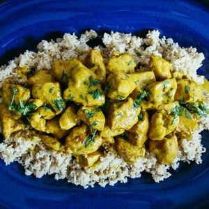 Curry De Pollo