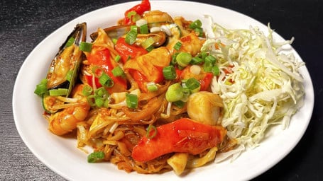 54. Pad Thai Dinner