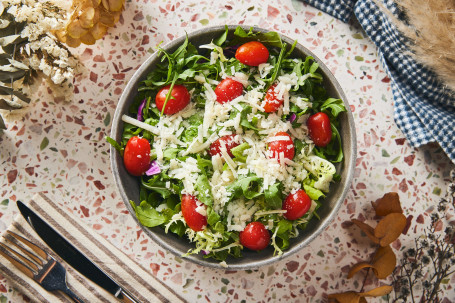 Tián Chéng Hé Lán Chē Lí Jiā Huǒ Jiàn Cài Zhī Shì Shā Lǜ｜Rocket Salad With Beesweet Orange, Cherry Tomato And Granna Cheese