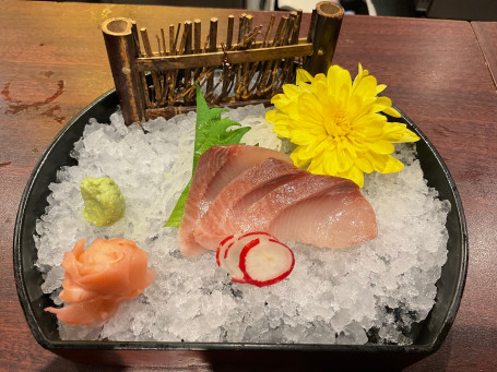 Yellowtail (3 Slices)