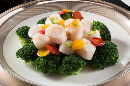 Xī Lán Huā Pào Dài Zi Sautéed Scallops With Broccoli