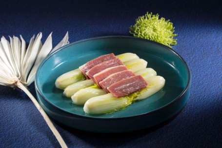 Jīn Tuǐ Bā Jīn Bái Braised Abbage With Jinhua Ham