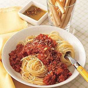 Espaguetis Con Salsa De Carne