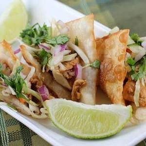 Tacos De Pollo Con Wonton