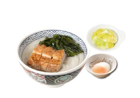 Jiān Jī Kūn Bù Mǐ Fěn Pèi Wēn Quán Yù Zi (1Zhī Xiān Nèn Shí Cài Teriyaki Chicken With Kelp Rice Vermicelli With Hot Spring Egg (1Pc Seasonal Vegetables