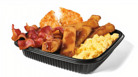 Jumbo Desayuno Platter W / Bacon Con Palitos Tostados Franceses