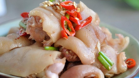 A8. Pig Feet In Spicy Sauce