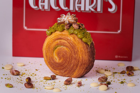 Pistachio N.y. Roll Croissant