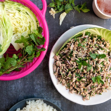 Ensalada Larb