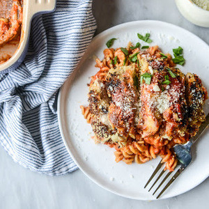 Pasta De Pollo Parmesano Horneada