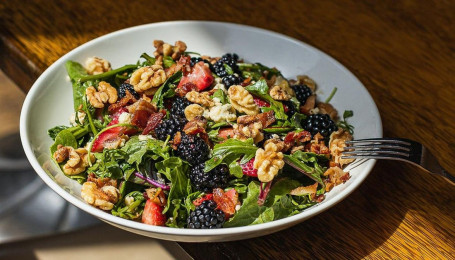 New! Berries Bacon Salad