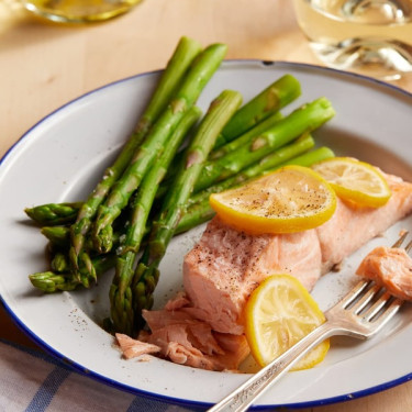 Cena De Salmón