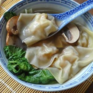 Sopa De Wantan De Camarones