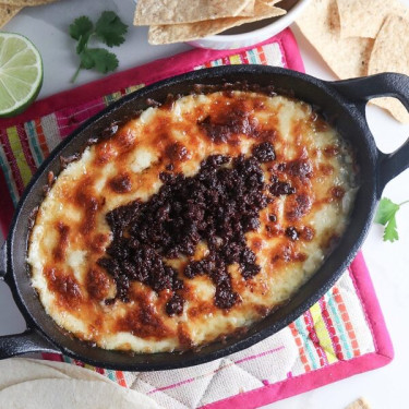 Queso Fundido Con Chorizo