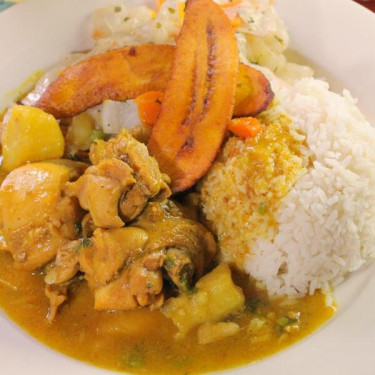 Cabrito Al Curry