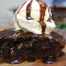 Brownie Caliente Con Helado