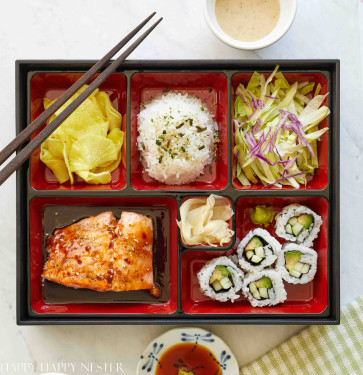 Caja Bento De Salmón Teriyaki