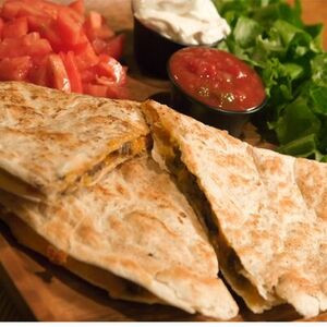 Crea Tu Propia Quesadilla