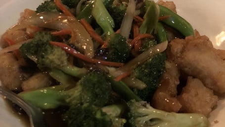 Chinese Crispy Chicken Salad