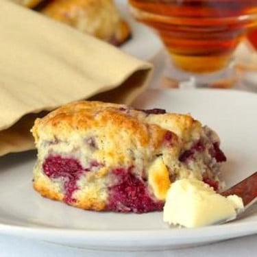 Scone De Frambuesa Y Chocolate Blanco