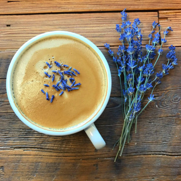 Latte De Lavanda