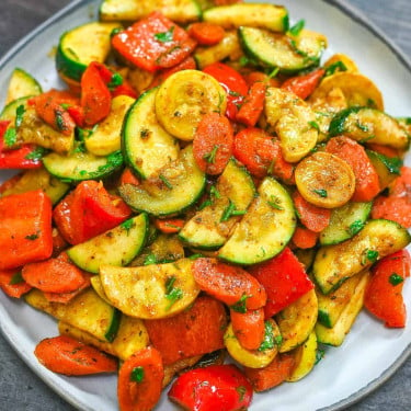 Verduras De Temporada Salteadas