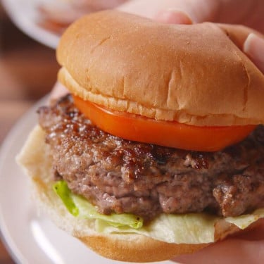 Gran Hamburguesa De Bacon, Cheddar Y Queso