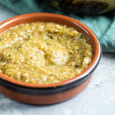 Tomatillo- Chile Verde (Medianamente Picante)